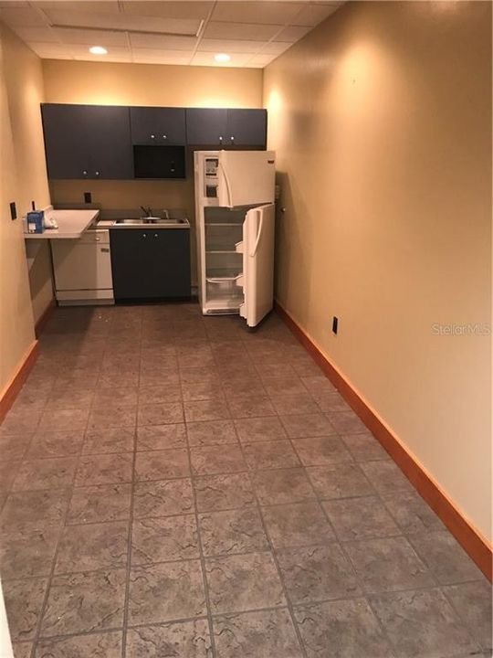 Recently Sold: $1,625 (0 beds, 0 baths, 1500 Square Feet)