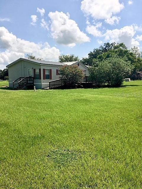 Recently Rented: $925 (3 beds, 2 baths, 1296 Square Feet)