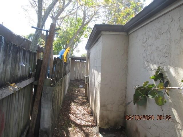 Recently Sold: $15,000 (2 beds, 1 baths, 720 Square Feet)