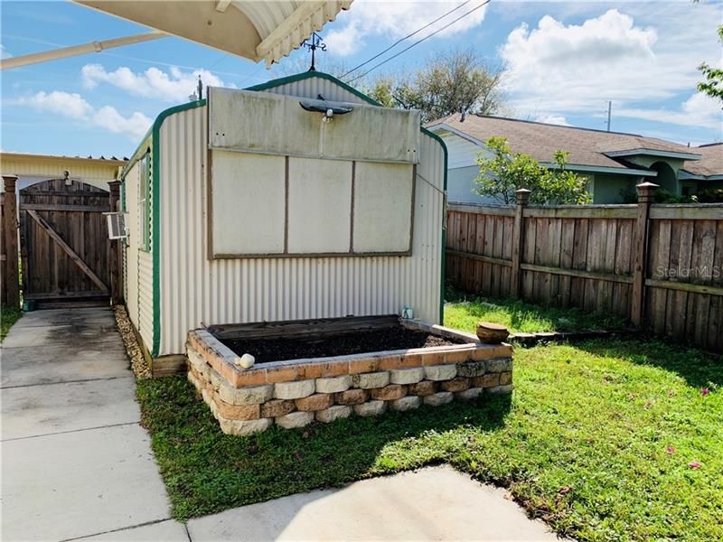 Recently Sold: $90,000 (2 beds, 2 baths, 840 Square Feet)