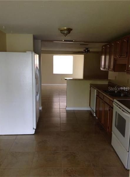 Recently Rented: $1,150 (2 beds, 2 baths, 1032 Square Feet)
