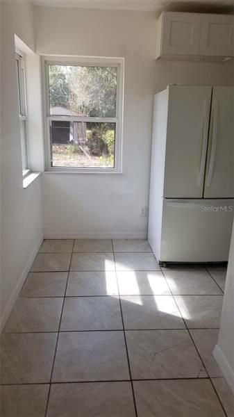 Recently Rented: $750 (2 beds, 1 baths, 710 Square Feet)