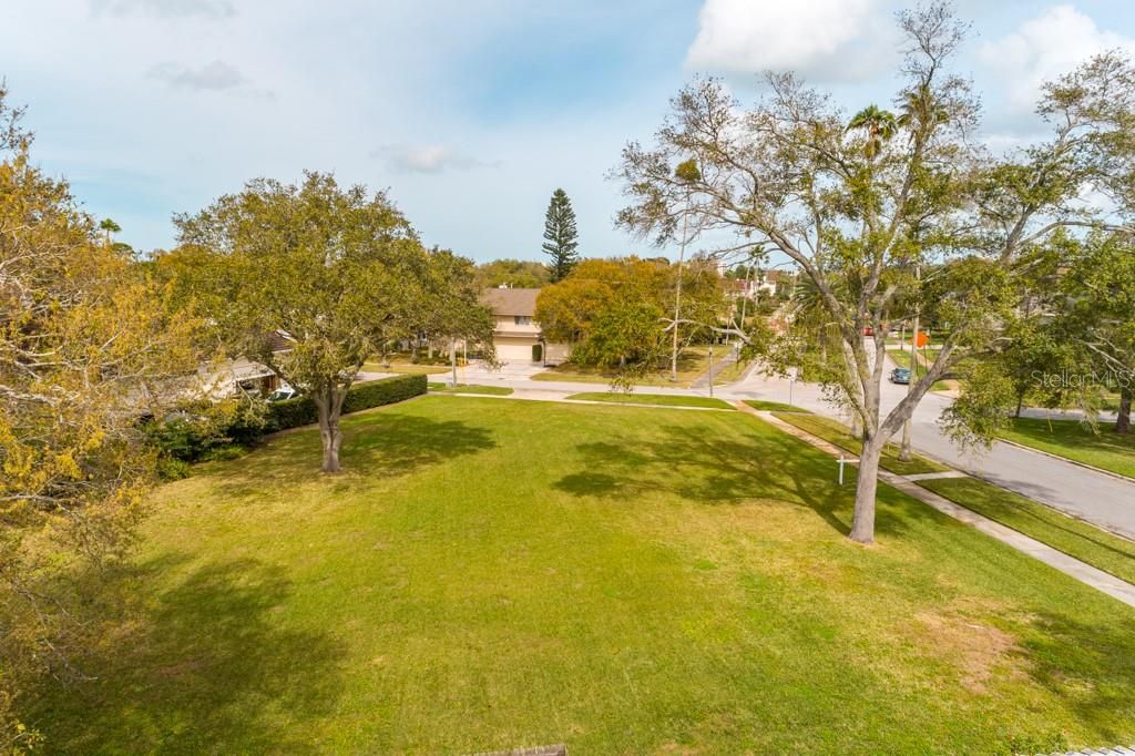 Recently Sold: $500,000 (0.38 acres)