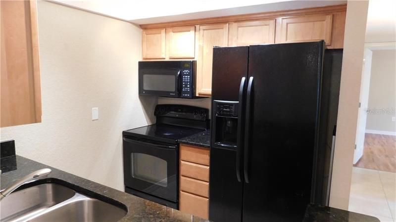 Recently Rented: $1,350 (2 beds, 2 baths, 1114 Square Feet)