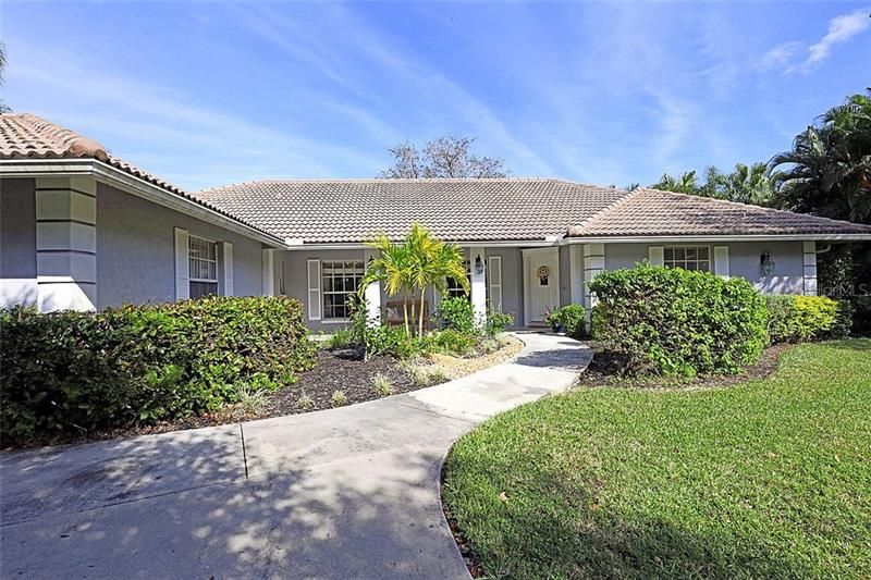 Recently Sold: $429,000 (4 beds, 2 baths, 2142 Square Feet)