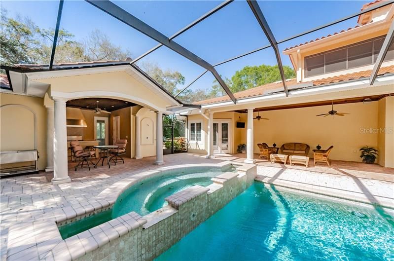 Recently Sold: $1,350,000 (6 beds, 6 baths, 6387 Square Feet)
