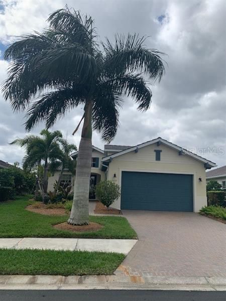 Recently Sold: $543,000 (3 beds, 2 baths, 2034 Square Feet)