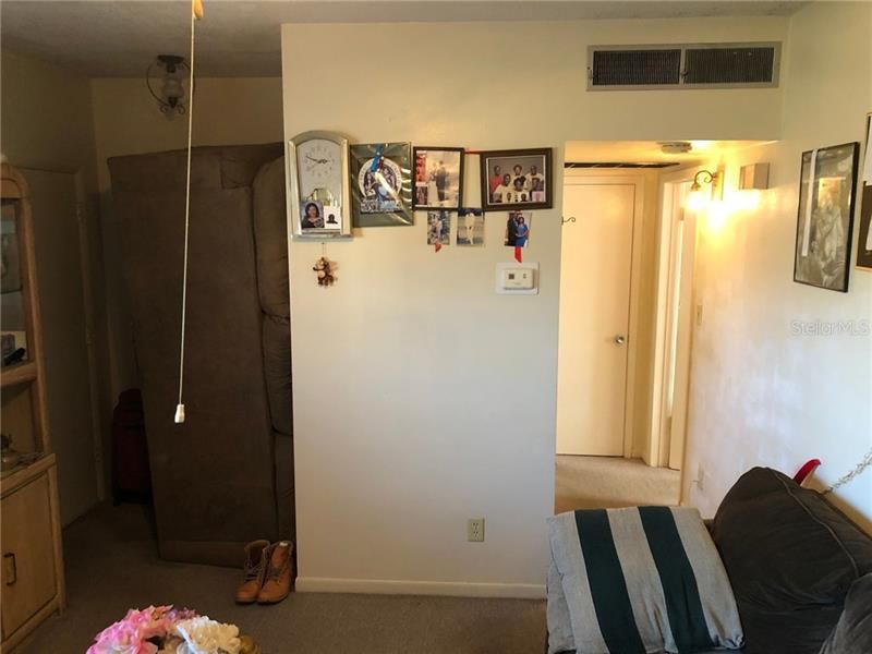 Recently Sold: $49,900 (1 beds, 1 baths, 580 Square Feet)