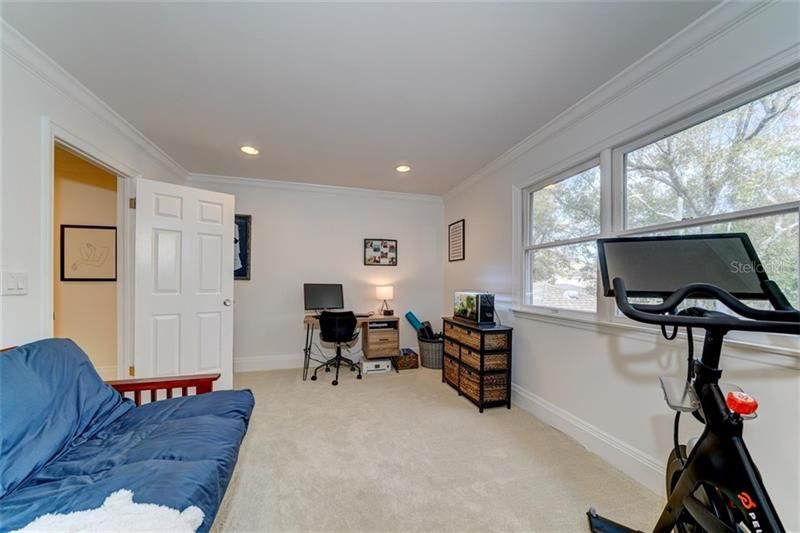 Recently Sold: $344,000 (2 beds, 2 baths, 1620 Square Feet)
