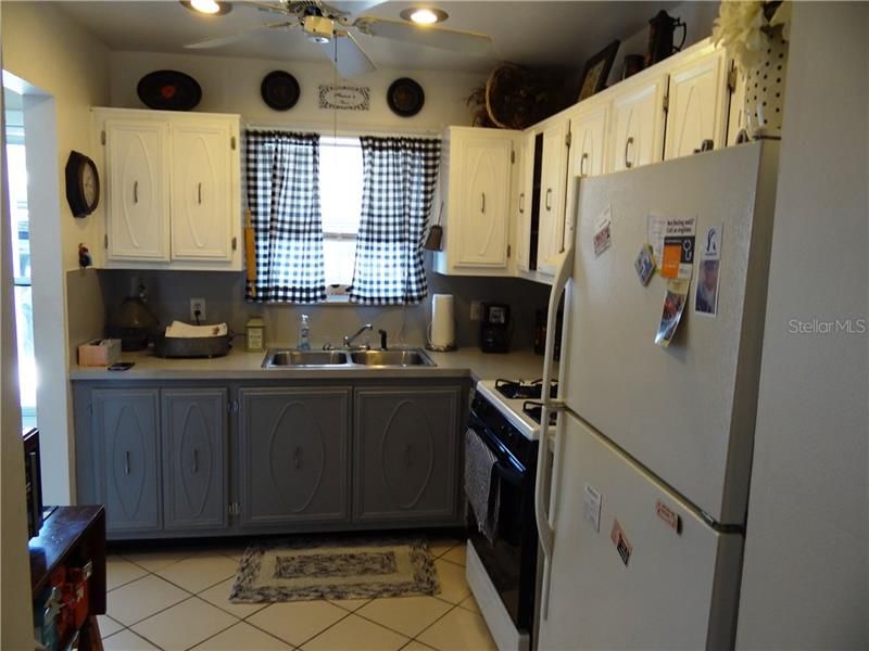 Recently Sold: $59,000 (1 beds, 1 baths, 765 Square Feet)