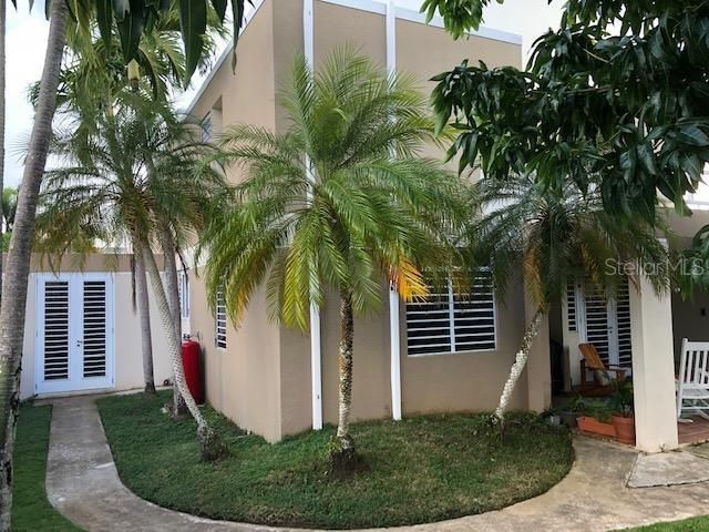 Vendido Recientemente: $287,000 (4 camas, 2 baños, 1980 Pies cuadrados)