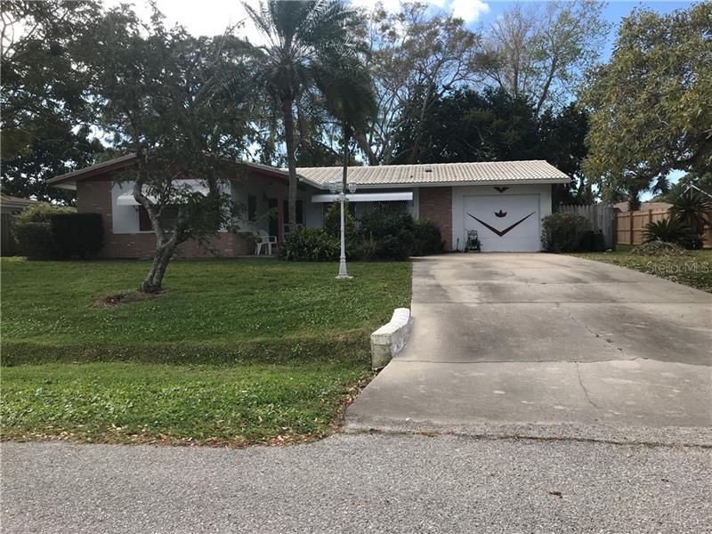 Recently Sold: $179,900 (2 beds, 2 baths, 1058 Square Feet)