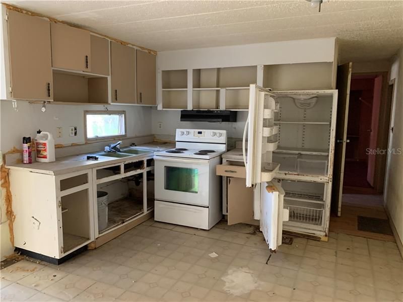 Recently Sold: $35,000 (2 beds, 1 baths, 1047 Square Feet)