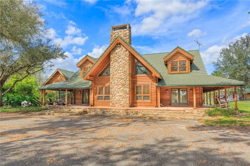 Recently Sold: $1,550,000 (5 beds, 5 baths, 5857 Square Feet)