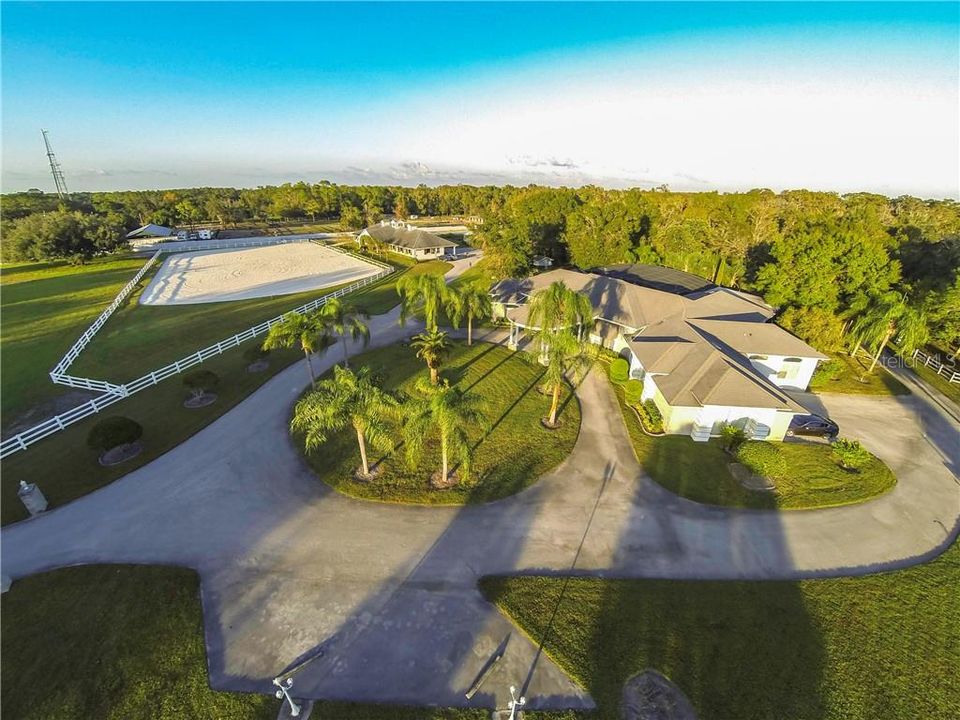 Recently Sold: $2,695,000 (4 beds, 3 baths, 5070 Square Feet)