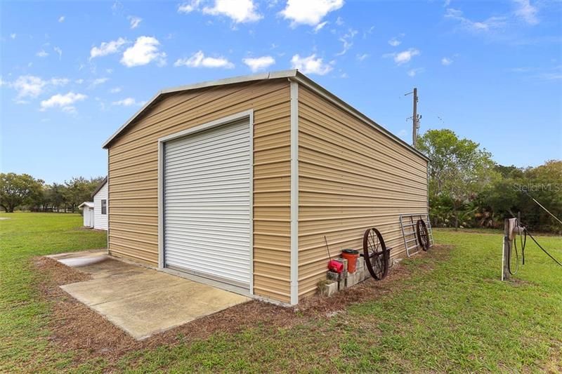 Vendido Recientemente: $269,900 (3 camas, 2 baños, 1904 Pies cuadrados)