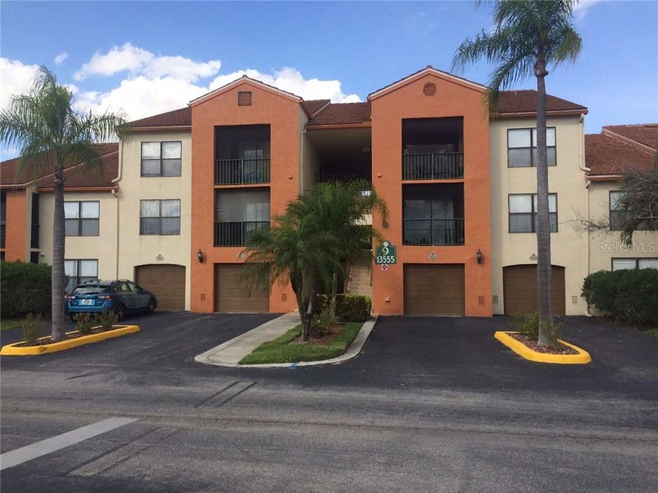 Recently Sold: $104,000 (1 beds, 1 baths, 673 Square Feet)