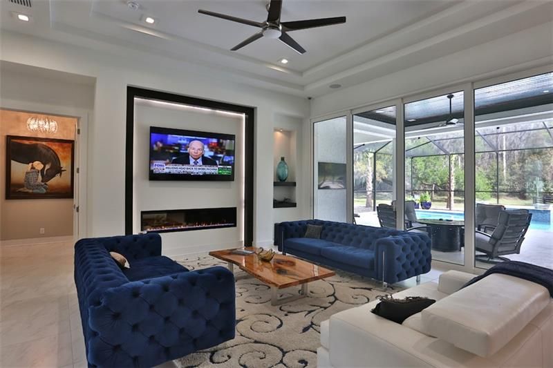 Recently Sold: $2,300,000 (3 beds, 3 baths, 3134 Square Feet)