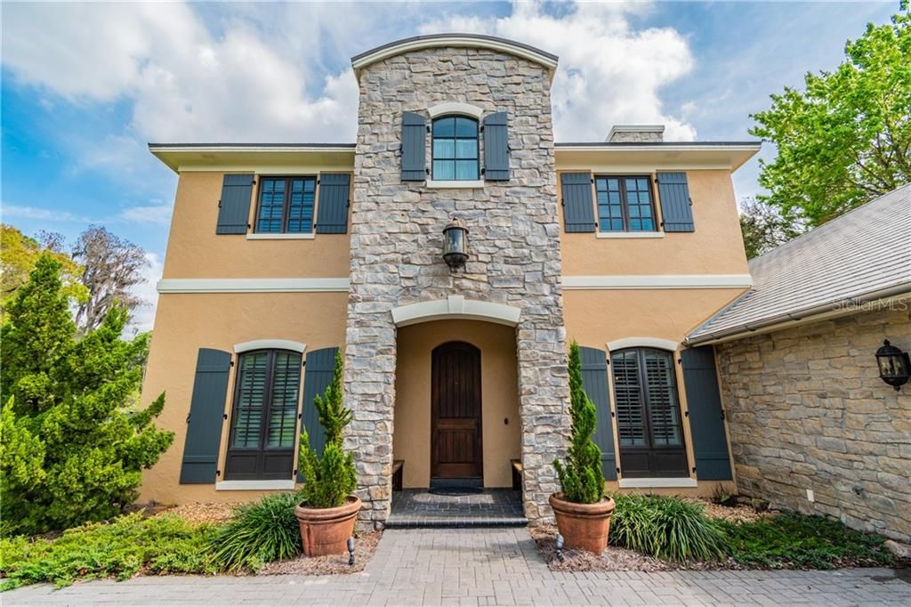 Recently Sold: $1,190,000 (3 beds, 4 baths, 3517 Square Feet)