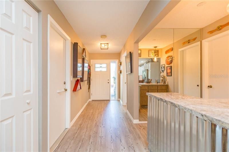 Recently Sold: $244,000 (2 beds, 2 baths, 1252 Square Feet)