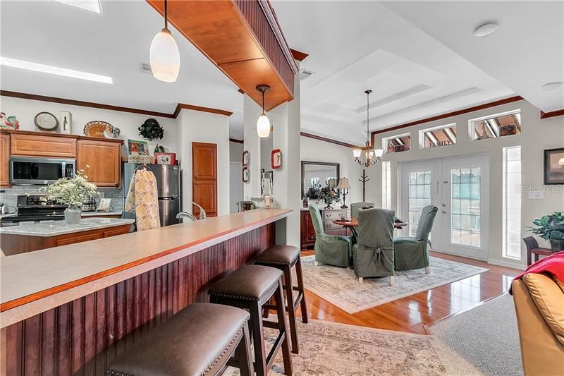 Recently Sold: $649,000 (5 beds, 4 baths, 4752 Square Feet)