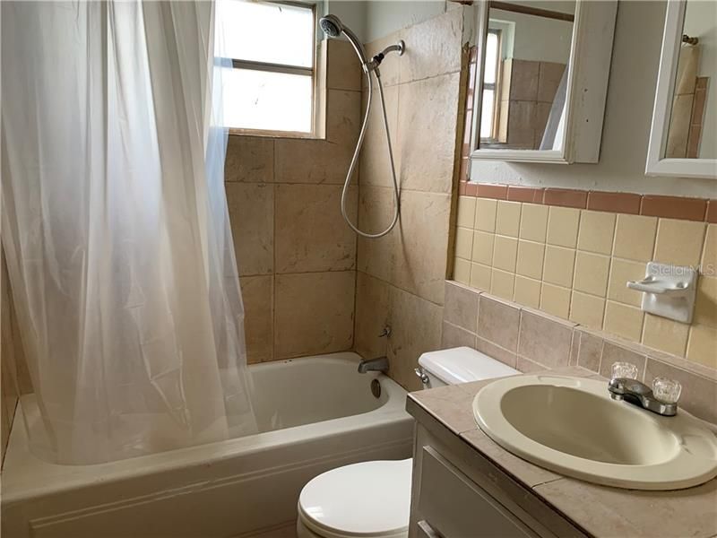 Недавно арендовано: $750 (2 спален, 1 ванн, 1008 Квадратных фут)