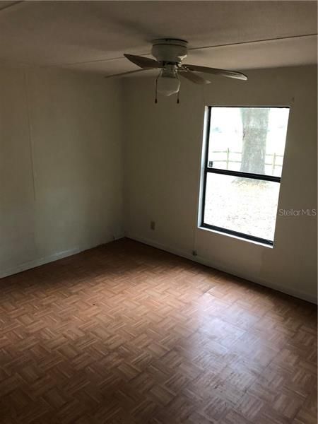 Vendido Recientemente: $36,000 (2 camas, 2 baños, 924 Pies cuadrados)