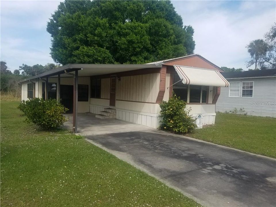 Recently Sold: $49,900 (2 beds, 2 baths, 924 Square Feet)