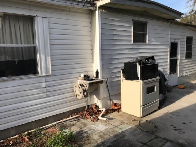 Recently Sold: $35,000 (3 beds, 2 baths, 1374 Square Feet)