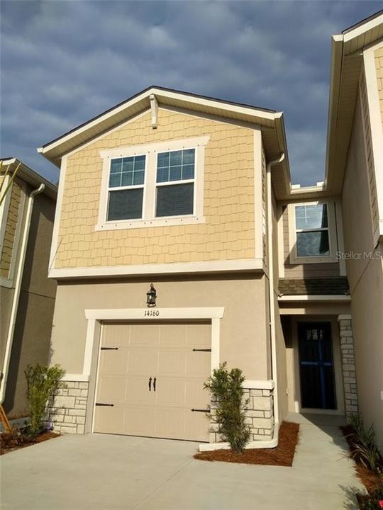 Recently Sold: $308,766 (3 beds, 2 baths, 1888 Square Feet)