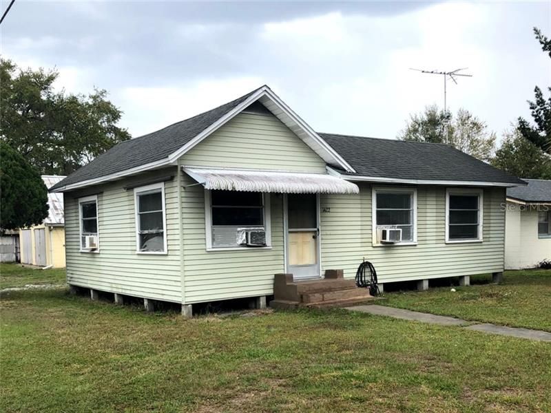 Recently Sold: $89,900 (2 beds, 1 baths, 652 Square Feet)