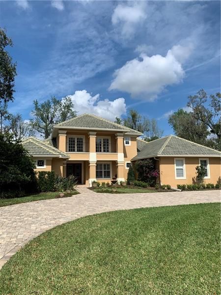Recently Sold: $1,050,000 (5 beds, 4 baths, 4970 Square Feet)