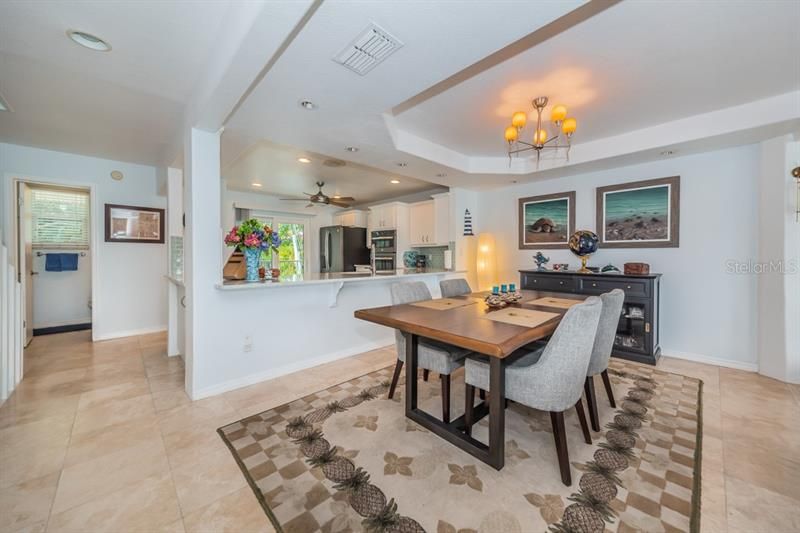 Recently Sold: $549,000 (2 beds, 2 baths, 1520 Square Feet)