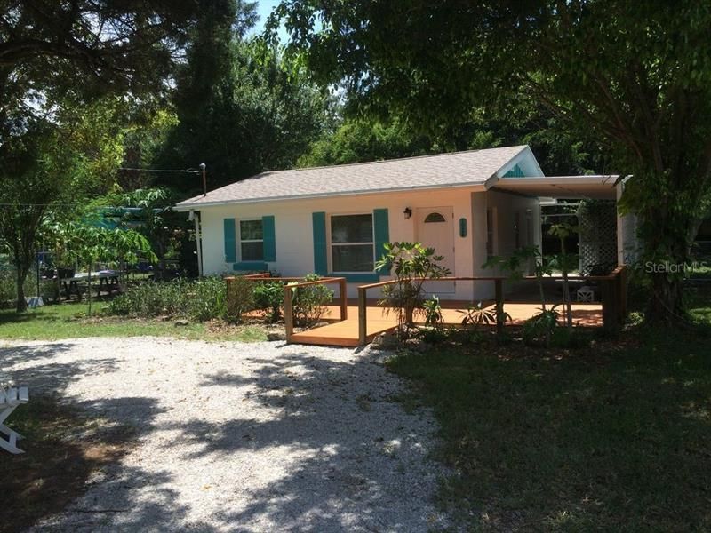 Recently Sold: $165,000 (2 beds, 1 baths, 650 Square Feet)