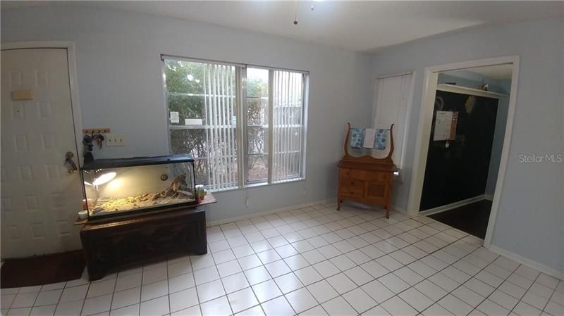 Recently Sold: $85,900 (1 beds, 1 baths, 638 Square Feet)