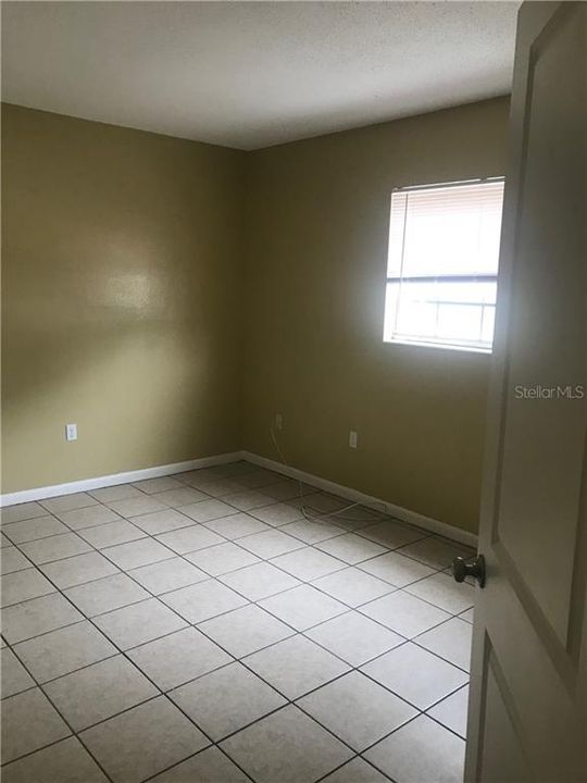 Recently Rented: $750 (1 beds, 1 baths, 680 Square Feet)