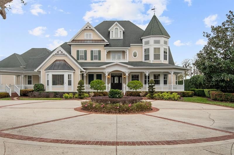 Recently Sold: $2,795,000 (5 beds, 5 baths, 5836 Square Feet)