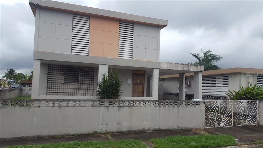 Vendido Recientemente: $86,000 (4 camas, 2 baños, 1650 Pies cuadrados)