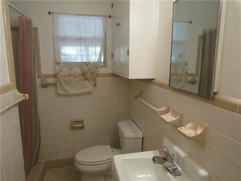Недавно арендовано: $1,200 (3 спален, 2 ванн, 1681 Квадратных фут)