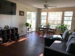 Active With Contract: $950 (1 beds, 1 baths, 627 Square Feet)