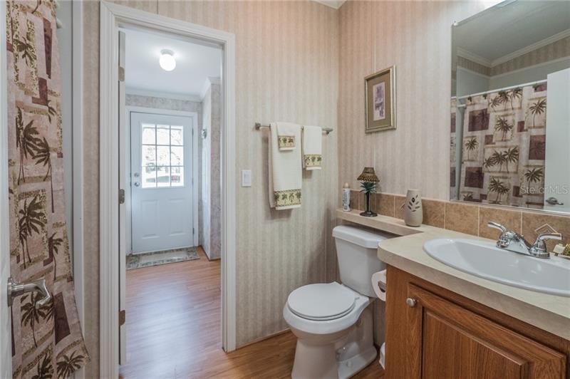 最近售出: $155,000 (3 贝兹, 2 浴室, 1264 平方英尺)