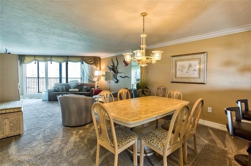 Recently Sold: $815,000 (2 beds, 2 baths, 1498 Square Feet)