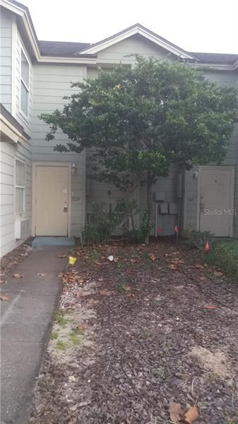 Recently Rented: $1,250 (3 beds, 2 baths, 1906 Square Feet)