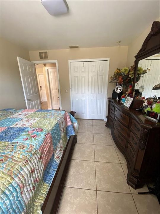 Recently Sold: $175,000 (3 beds, 2 baths, 1173 Square Feet)