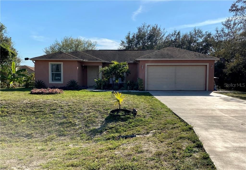 Recently Sold: $175,000 (3 beds, 2 baths, 1173 Square Feet)