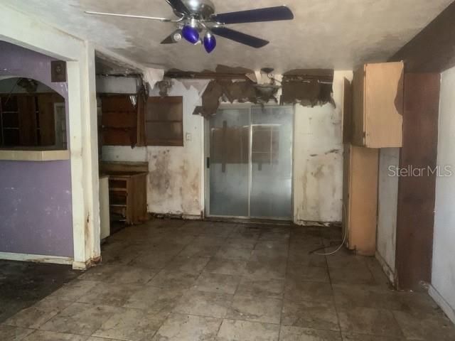 Recently Sold: $79,900 (3 beds, 1 baths, 1103 Square Feet)