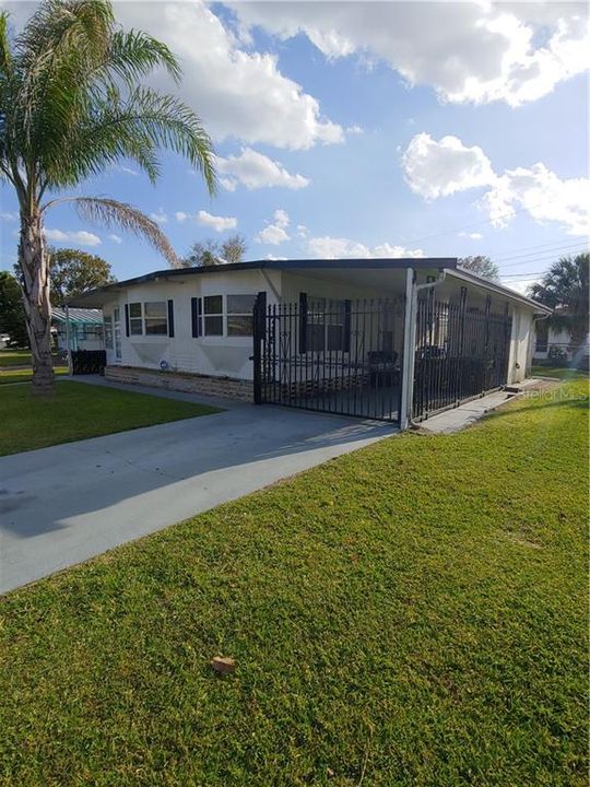 Gated Carport