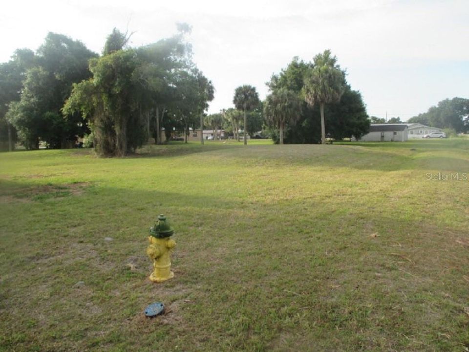 Vendido Recientemente: $30,000 (0.48 acres)