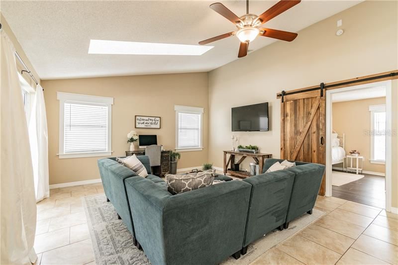 Recently Sold: $244,000 (3 beds, 2 baths, 1615 Square Feet)