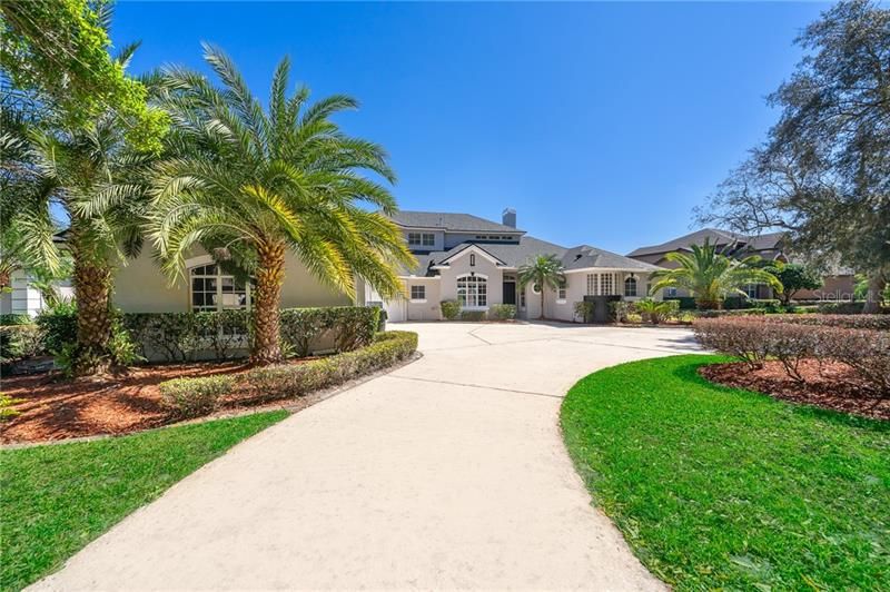 Recently Sold: $1,075,000 (5 beds, 3 baths, 4254 Square Feet)